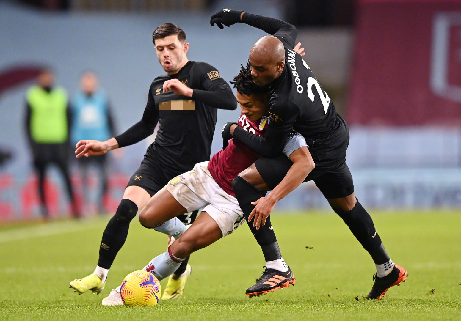 曼如何在此 曼如何在此